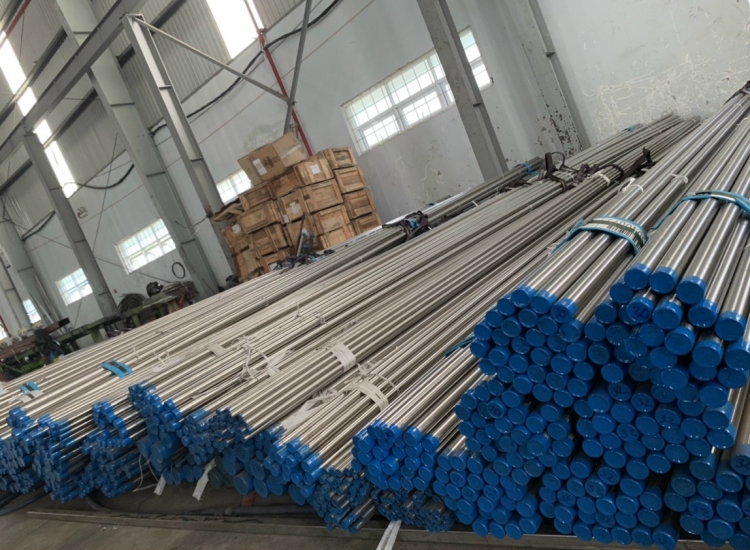 LÁP TRÒN ĐẶC 304- PHI 18|STAINLESS STEEL 304 ROUND BAR , Diameter 18mm