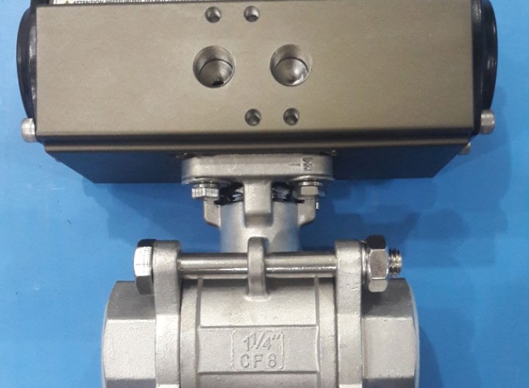 VAN BI INOX 3 THÂN ĐIỀU  KHIỂN KHÍ NÉN NỐI REN 