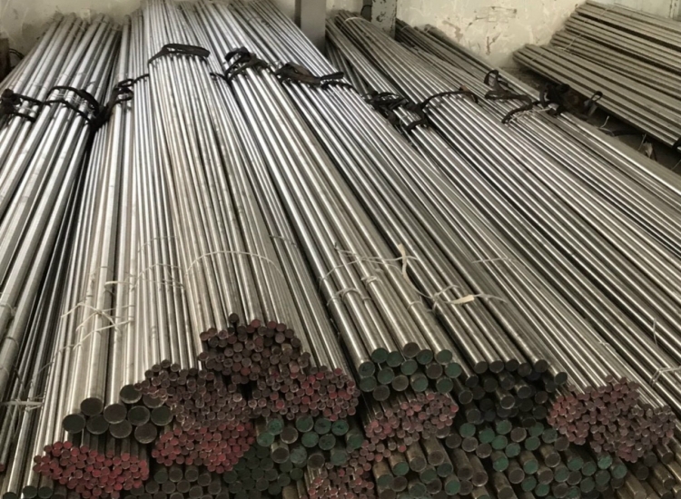 LÁP TRÒN ĐẶC 304- PHI 4|STAINLESS STEEL 304 ROUND BAR , Diameter 4mm