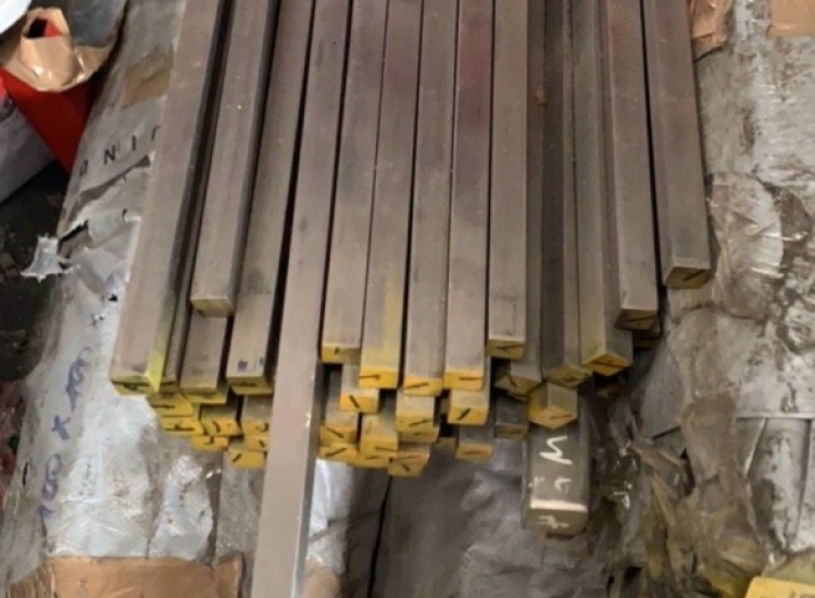 LÁP TRÒN+VUÔNG INOX 304