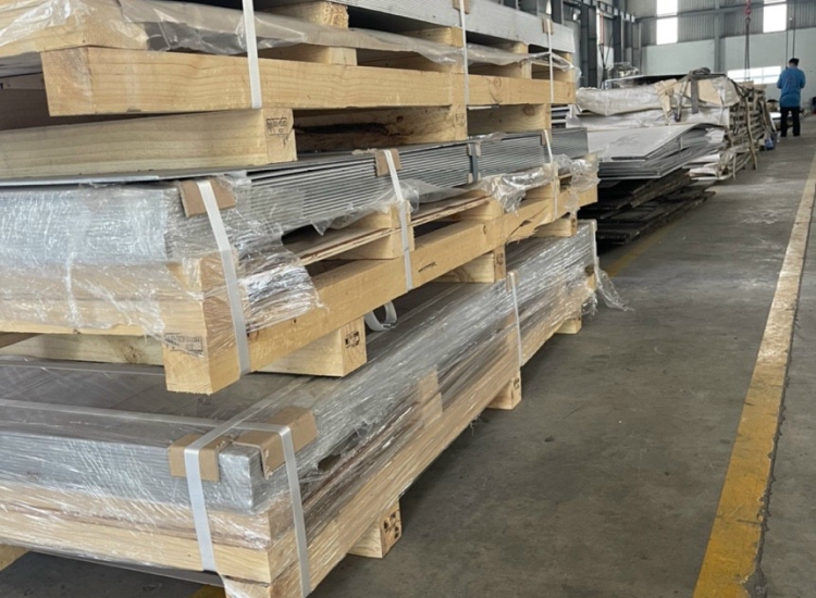 TẤM INOX 304/304L DÀY 28MM/ No.1