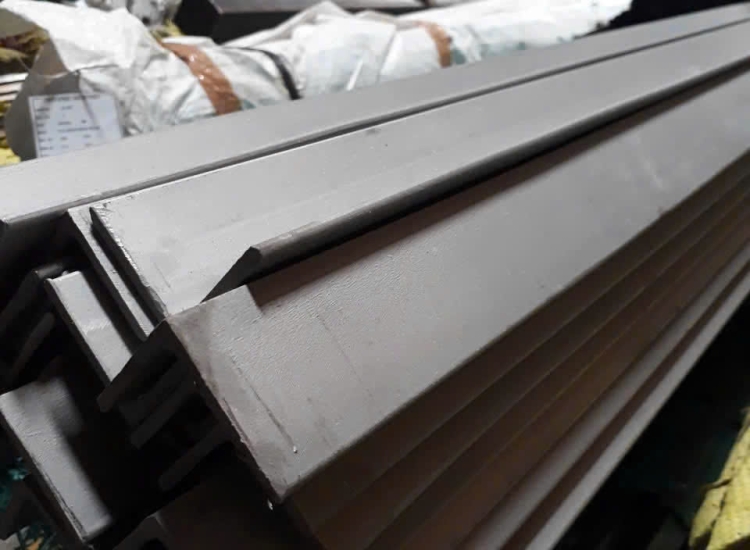 VÊ ĐÚC INOX 304: 50 x 50 x 4.0 x 6 m